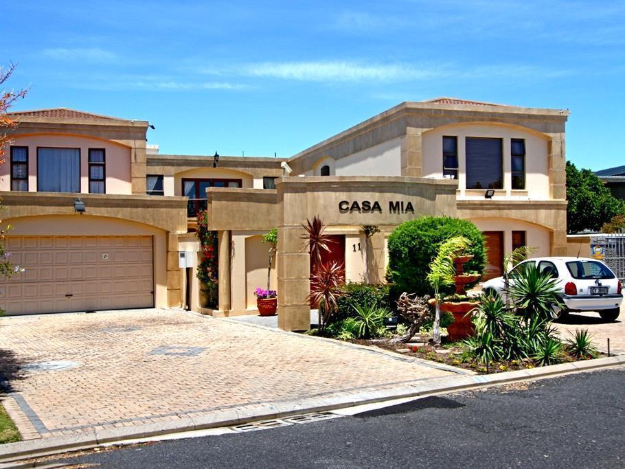Casa Mia Guesthouse Тейбл-Вью Экстерьер фото